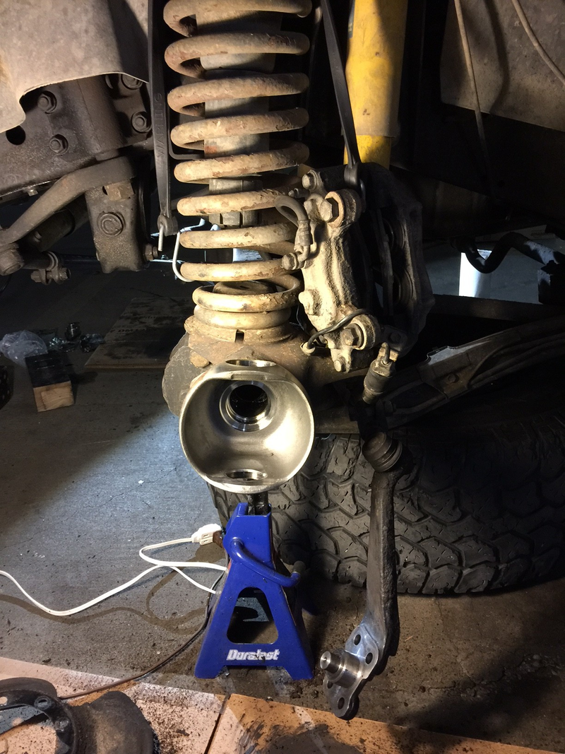 Illustration for article titled FZJ80 Land Cruiser Axle RebuildÂ